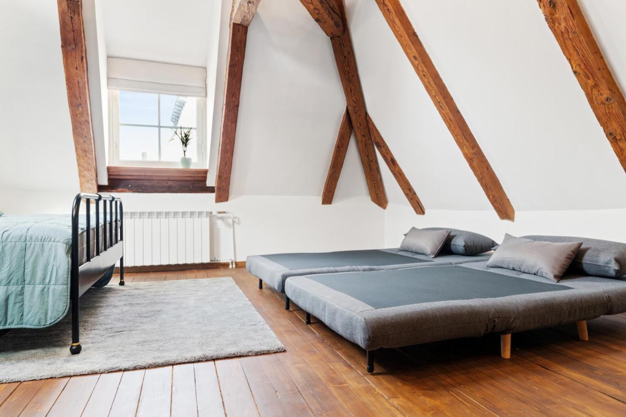 Hilltop Apartments - Old Town Kuninga Tallinn Bagian luar foto