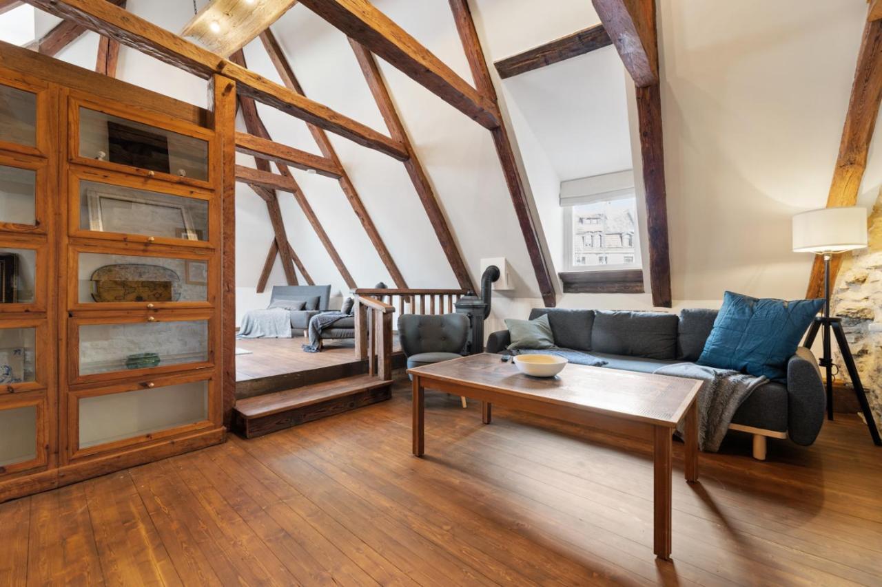 Hilltop Apartments - Old Town Kuninga Tallinn Bagian luar foto